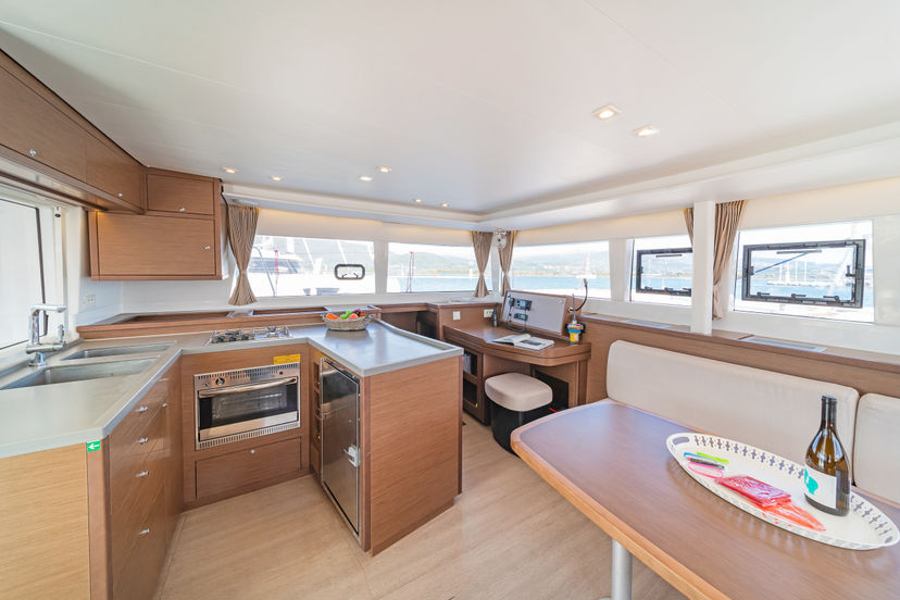 Lagoon 45 Kon-Tiki