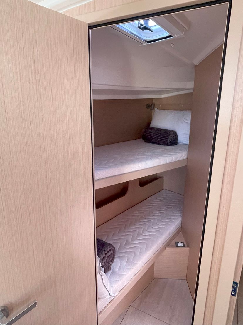 Beneteau 40 Neda
