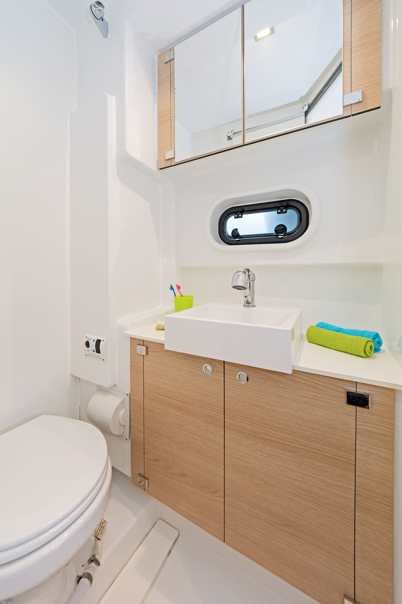 Bali Catamarans 4.1 E.S.