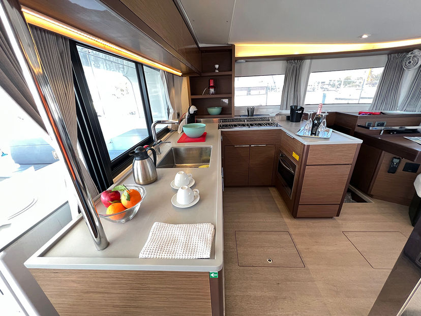 Lagoon 46 KALISI MOU (air condition, generator, water maker)    _Skippered Only_