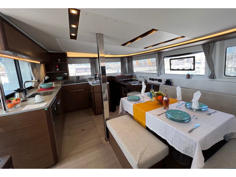 Lagoon 46 KALISI MOU (air condition, generator, water maker)    _Skippered Only_