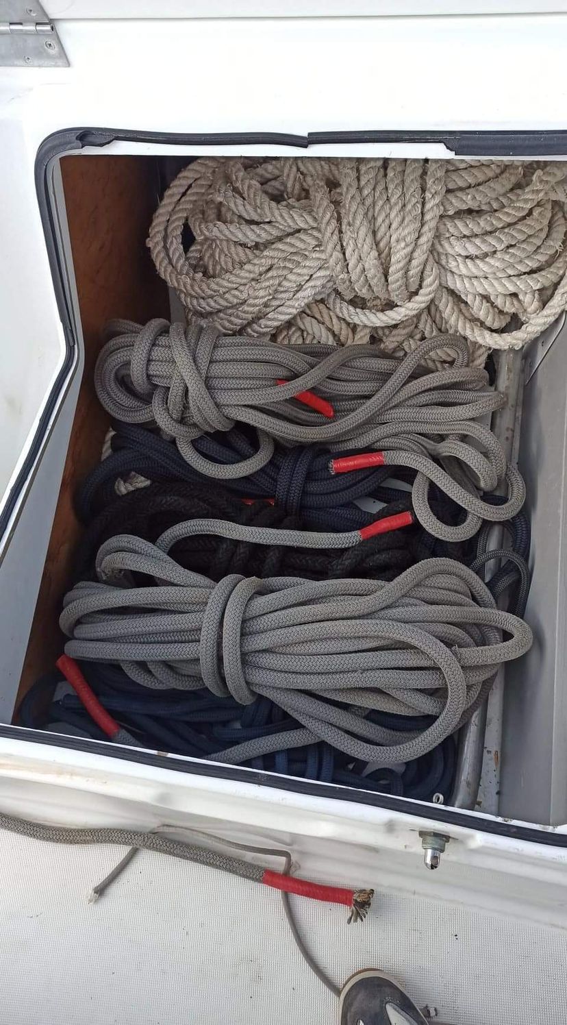 Jeanneau 44 Stavros