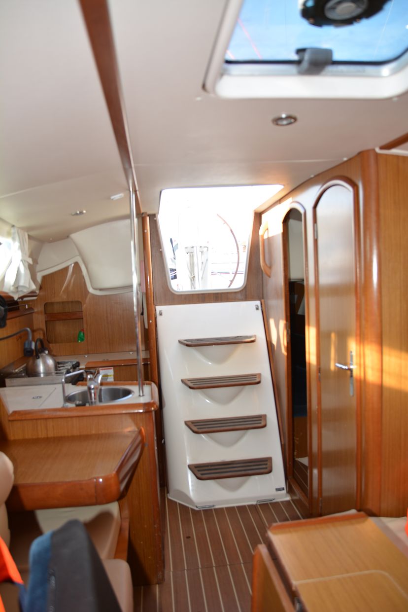Jeanneau 32 Charoula