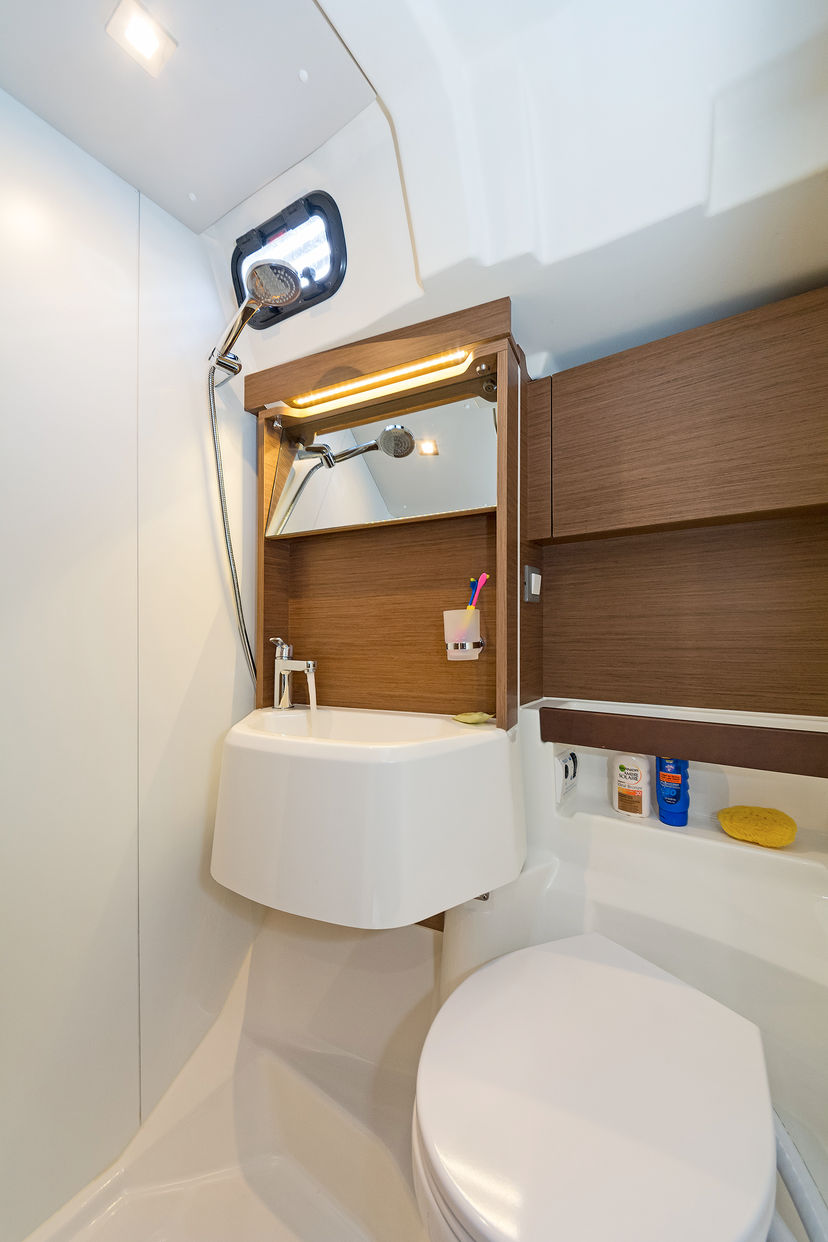 Beneteau OCEANIS 51.1 Mamakita