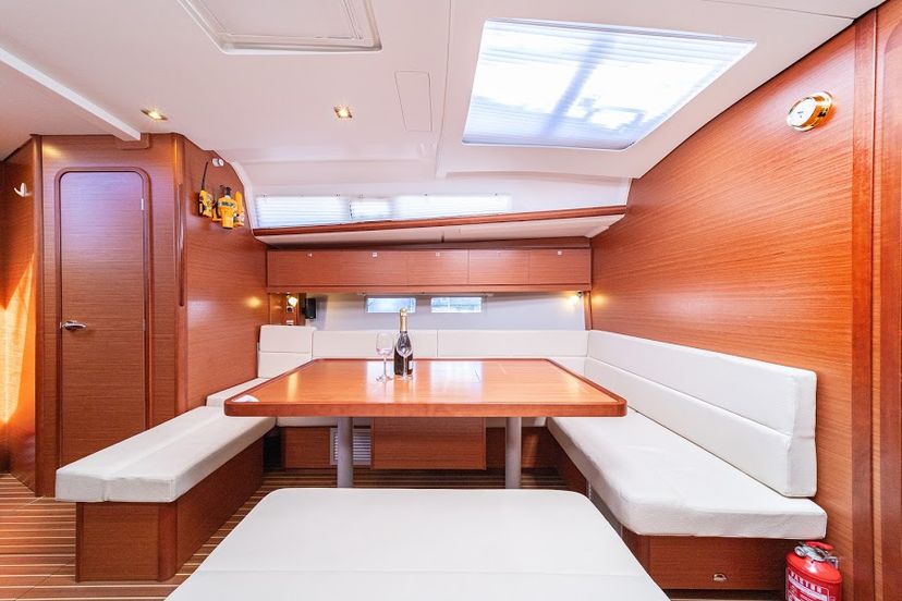 Dufour Yachts GRAND FIVEK
