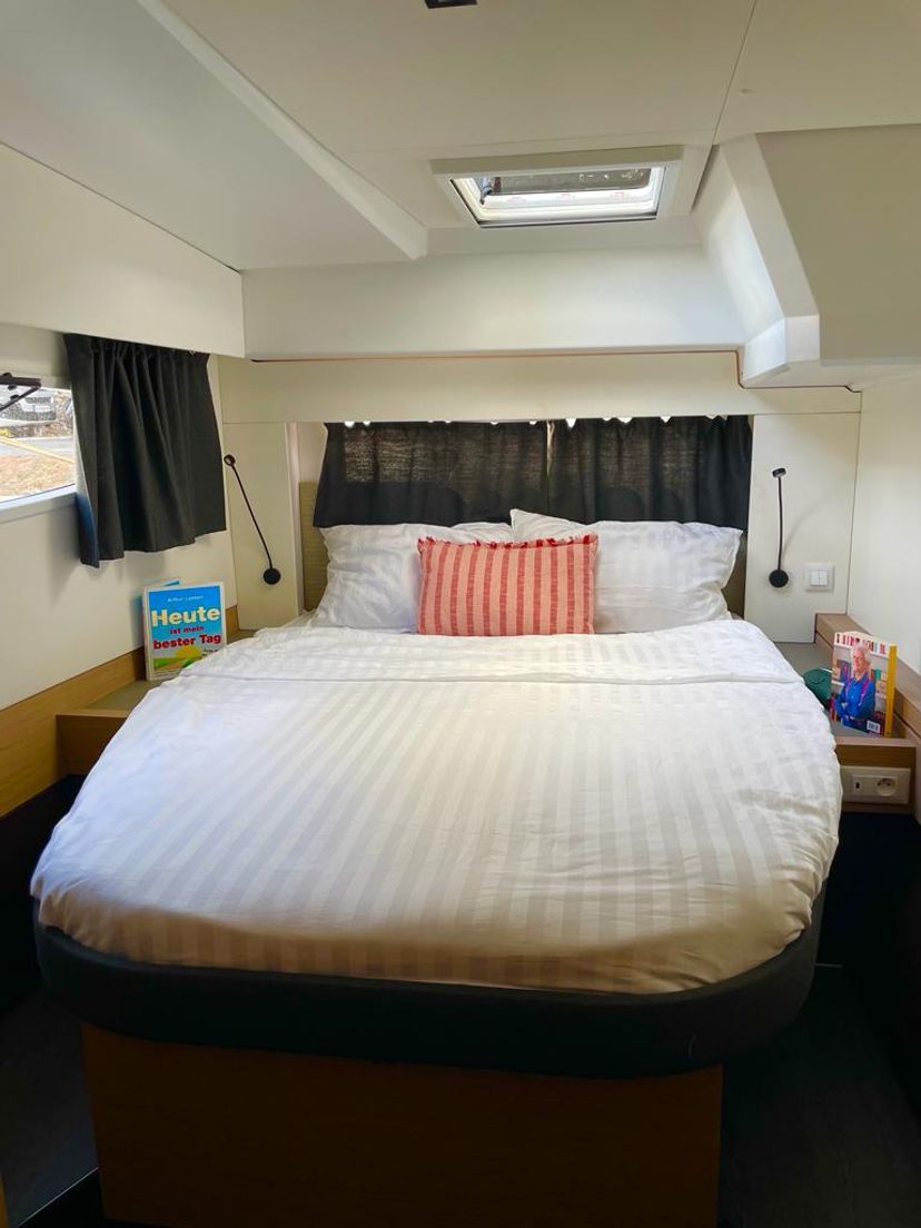 Fountaine Pajot 42 LIVIA AUGUSTA