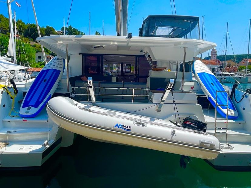 Fountaine Pajot 42 FLAVIA AUGUSTA