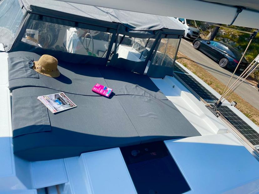 Fountaine Pajot 42 FLAVIA AUGUSTA