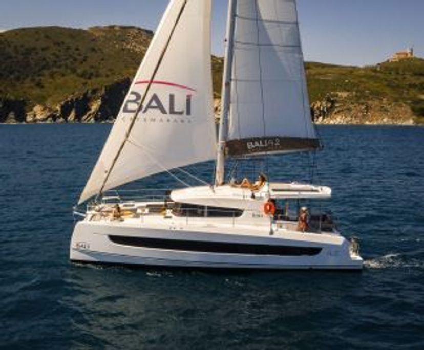 Bali Catamarans 4.2 Kebifor