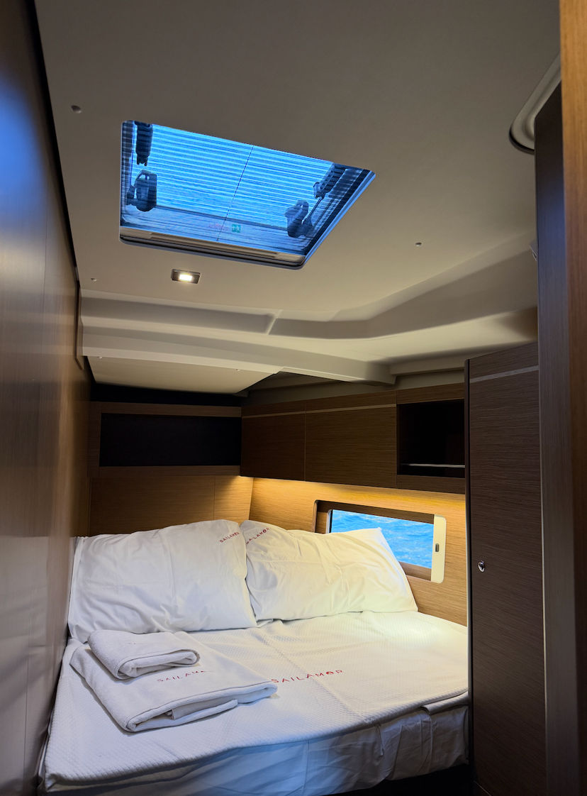 Beneteau OCEANIS 46.1 Athena 5