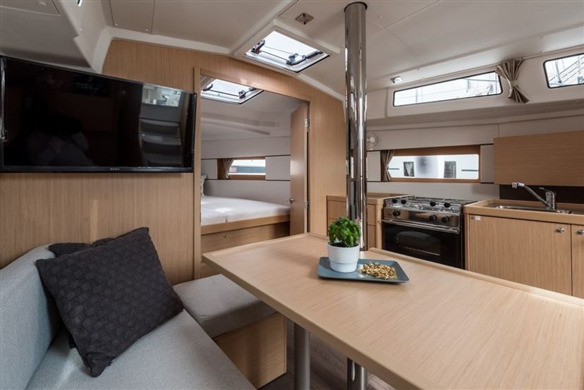 Beneteau 38 CVITA