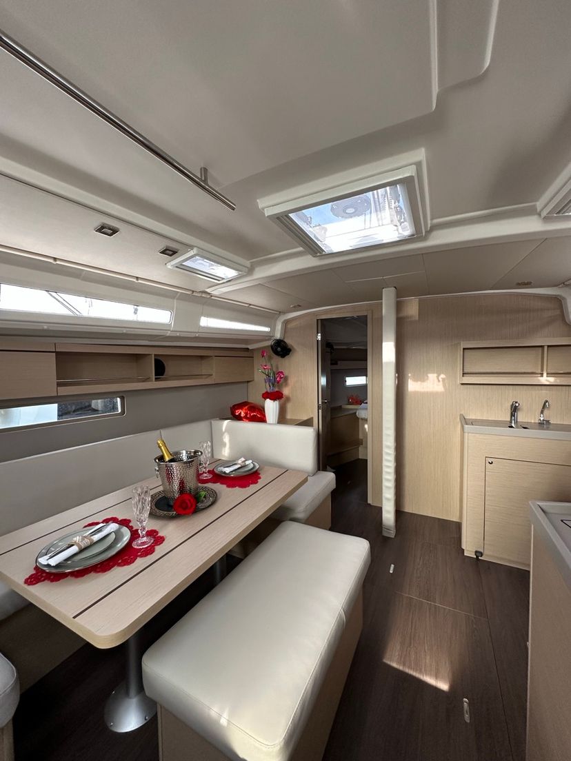 Beneteau 40 Karma