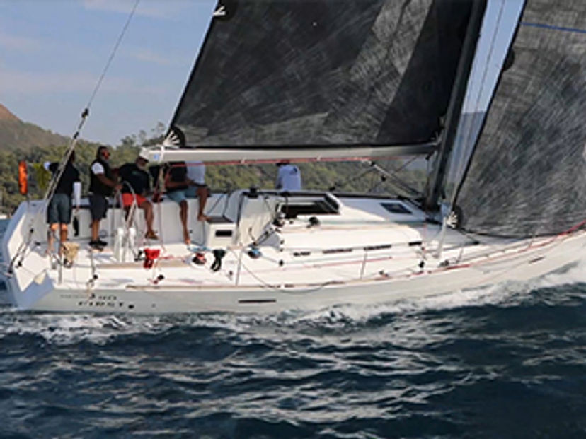 Beneteau 40 Imagine