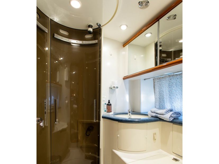 Sunseeker 48 Klara