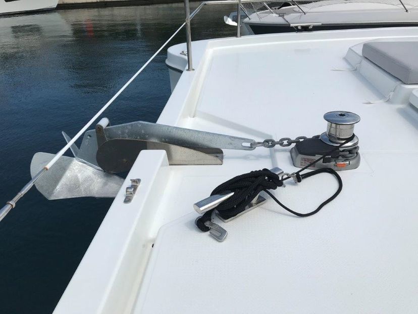 Fountaine Pajot 37 Thunderball