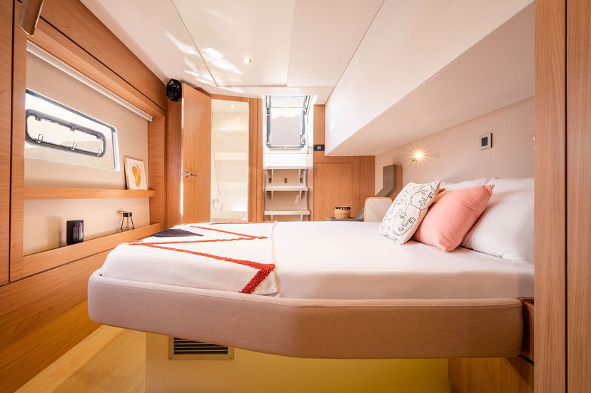 Bali Catamarans 4.8  Luna