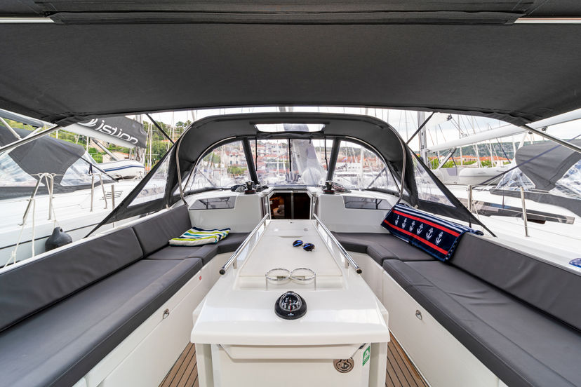 Beneteau 40 First Passion