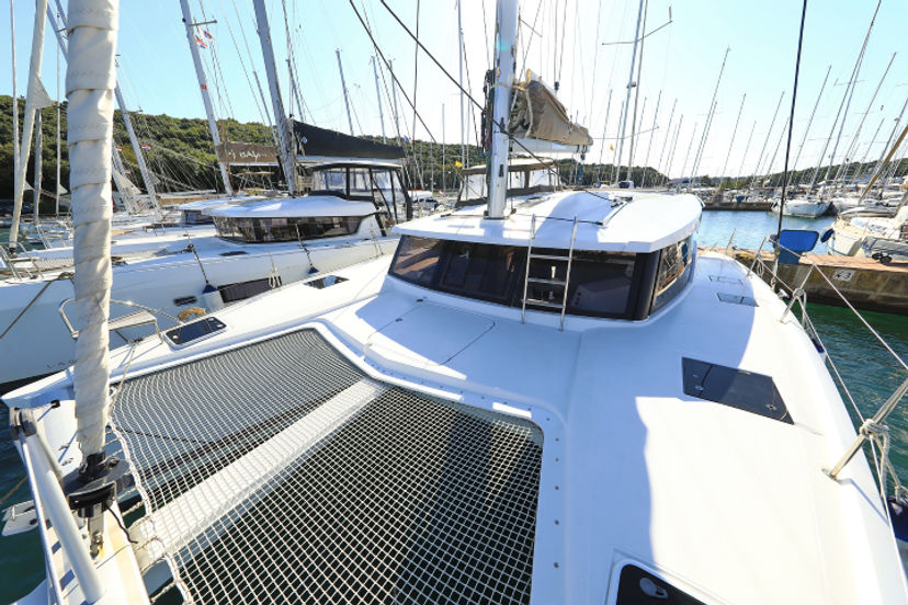 Fountaine Pajot 40 Floreanne