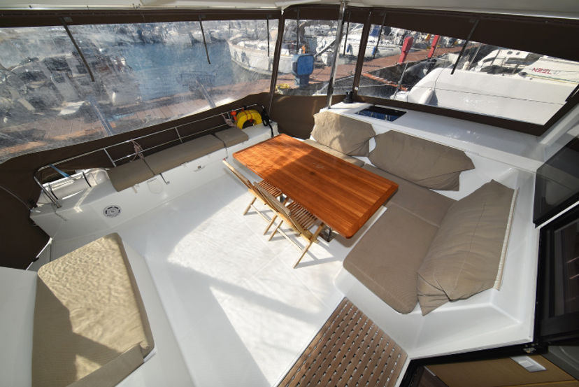 Fountaine Pajot 40 Floreanne