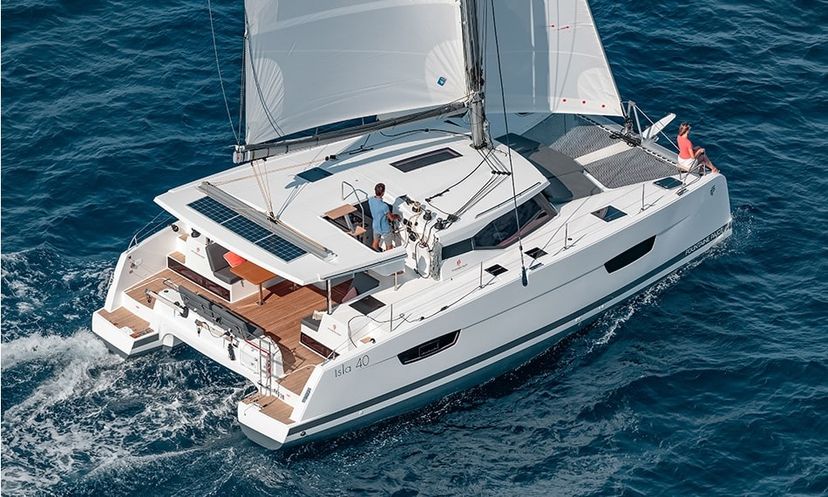 Fountaine Pajot 40 BLUE SERENITY (Air-conditition, gas barbeque, 1 SUP free of charge) 