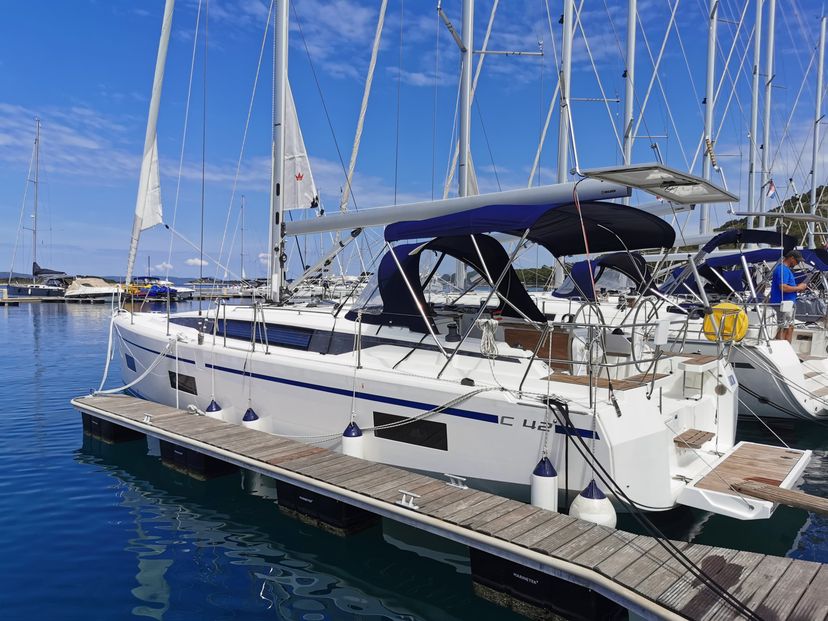 Bavaria Yachtbau C42 Seaduction