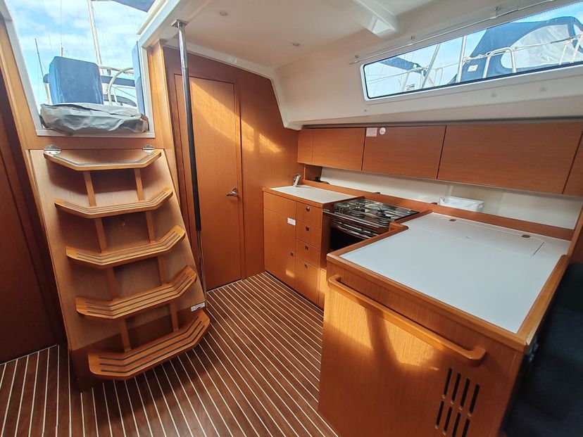 Bavaria Yachtbau C42 Seaduction