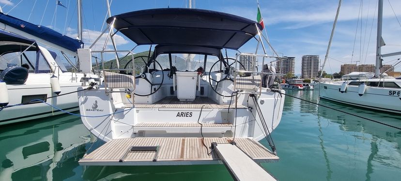 Beneteau 40 Leo