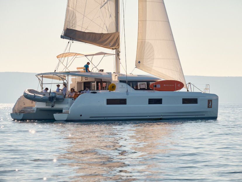 Lagoon 46 LUNA
