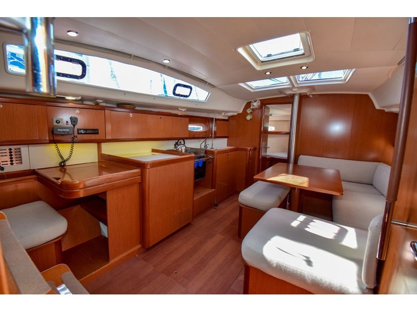 Beneteau 40 Premium