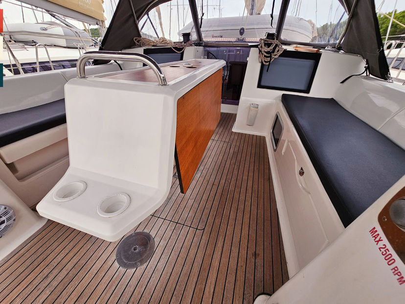 Dufour Yachts GRAND Tenuto
