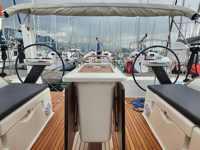 Dufour Yachts 43 Moderato