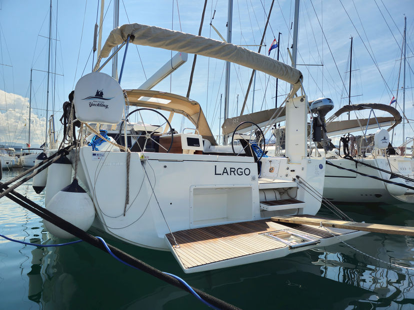 Dufour Yachts 43 Largo