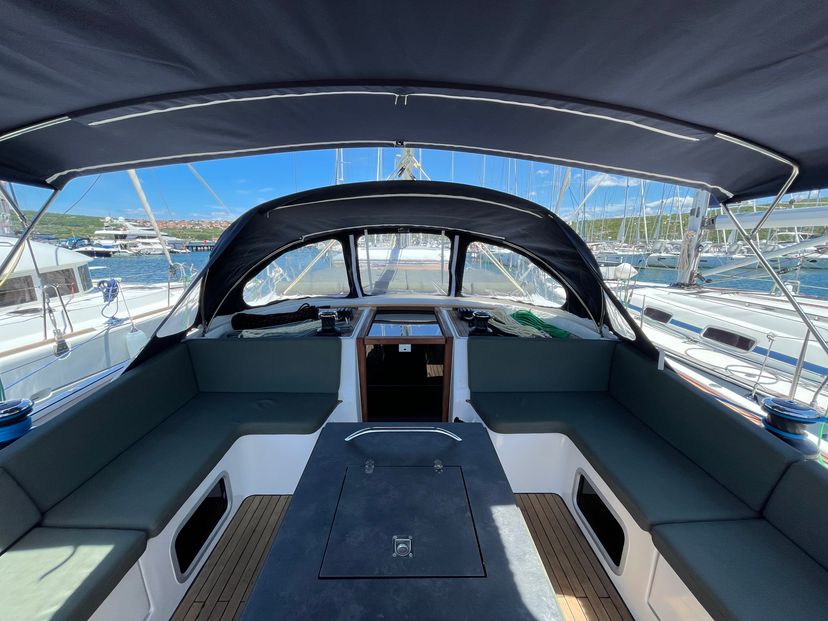 D&D Yachts 54 LUPELA