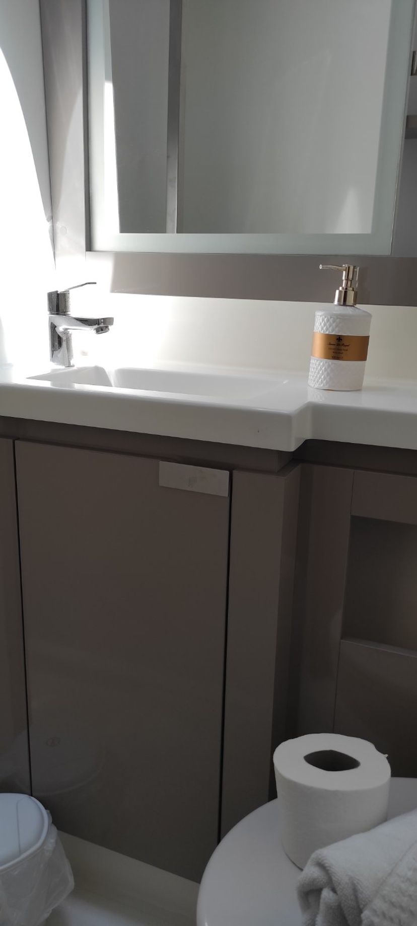 Fountaine Pajot 45 Kon-tiki