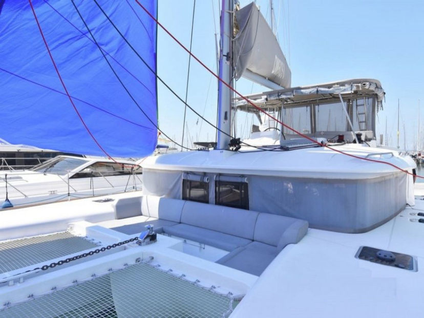 Lagoon 45 Omiros II