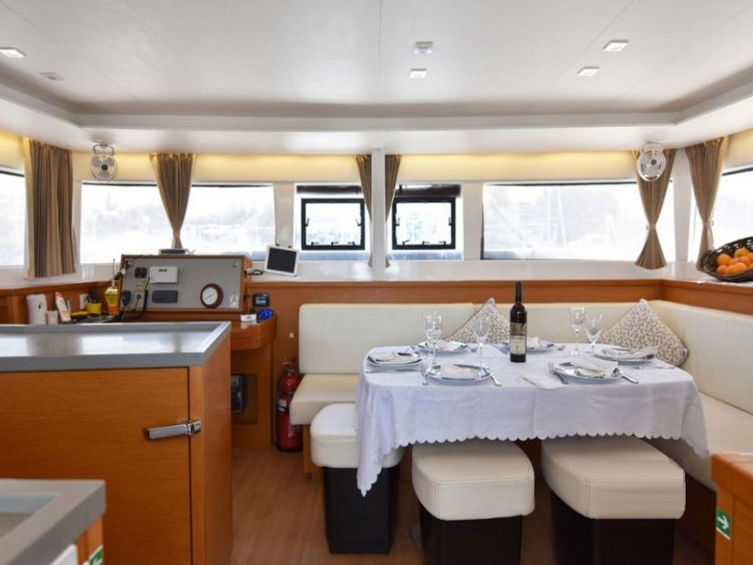 Lagoon 45 Omiros II