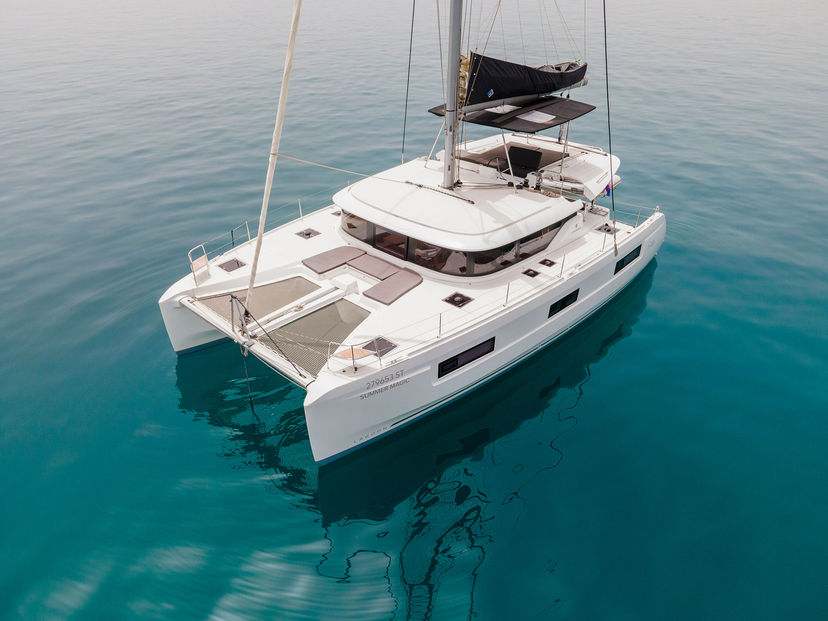 Lagoon 46 SUMMER MAGIC