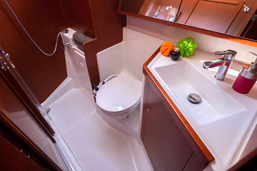 Beneteau OCEANIS 41.1 Poison