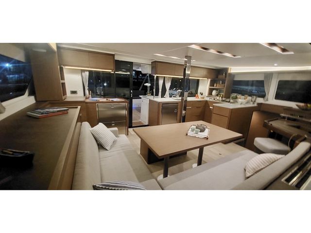 Lagoon 46 BYC PARATY 