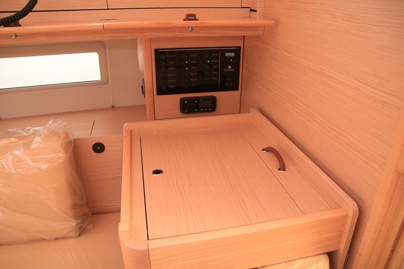 Dufour Yachts GRAND DILI (vers 50hp+Gas Bbq)