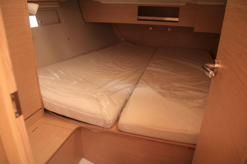 Dufour Yachts GRAND DILI (vers 50hp+Gas Bbq)