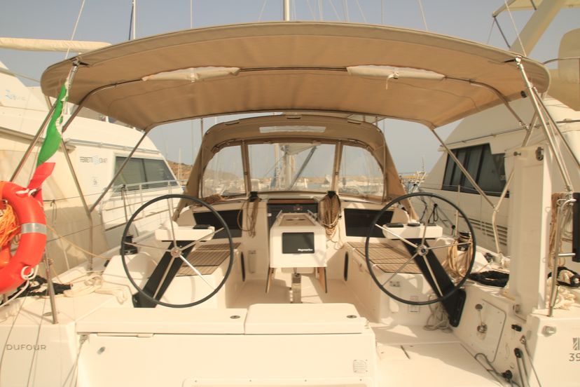 Dufour Yachts GRAND DILI (vers 50hp+Gas Bbq)
