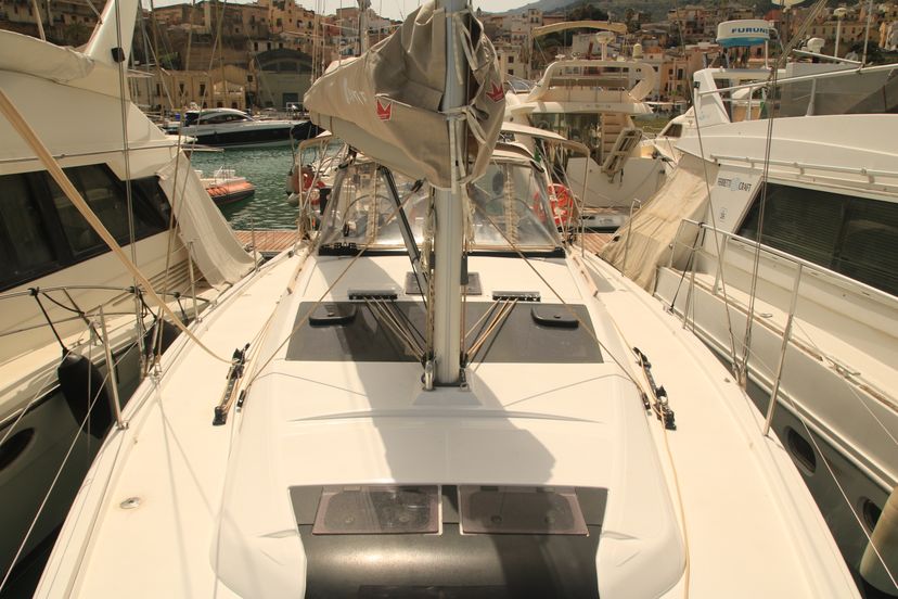 Dufour Yachts GRAND DILI (vers 50hp+Gas Bbq)
