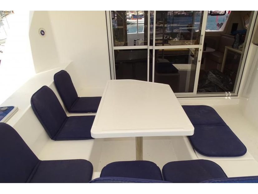 Leopard Catamarans 44 La Luna (Majorca)