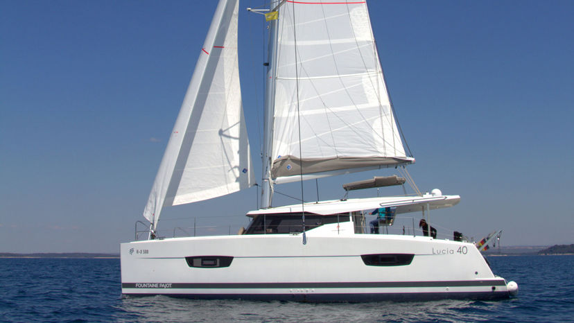 Fountaine Pajot 40 Luna Rossa II