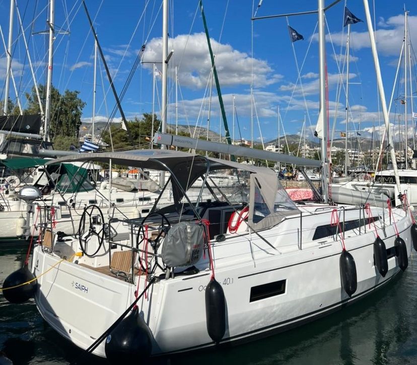 Beneteau 40 Saiph  (Electric Heads, Inverter)