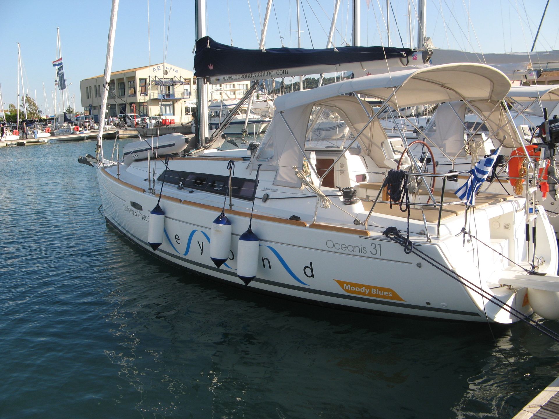 3977121174002753_Oceanis_31_Moody_Blues-4.JPG
