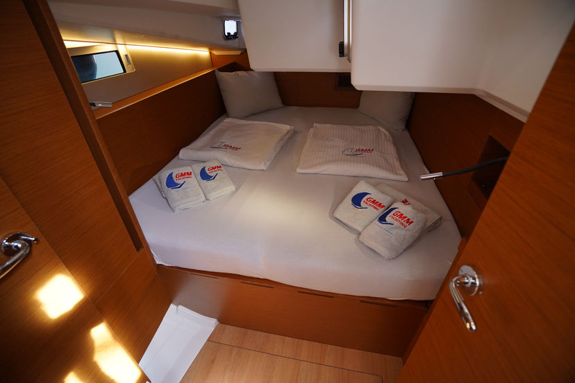 Jeanneau 49 Red Marlin