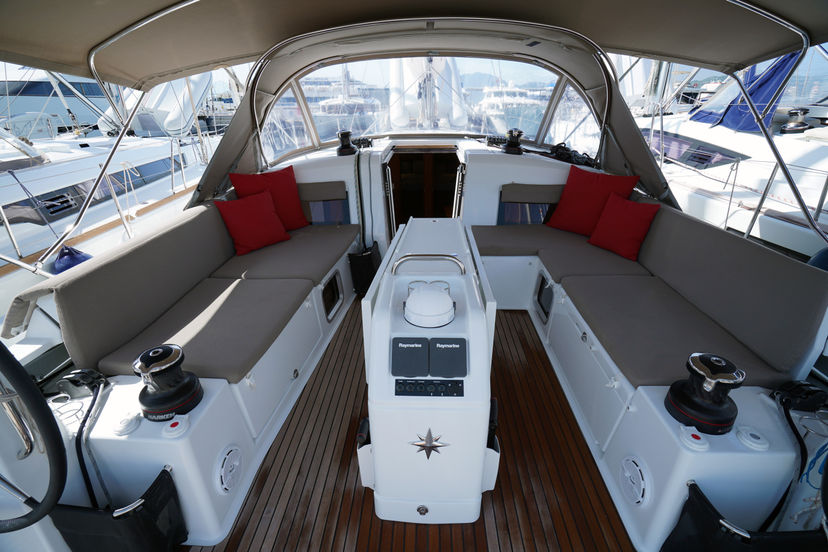 Jeanneau 49 Red Marlin