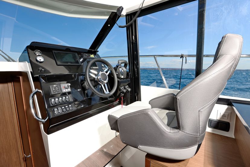 Jeanneau MERRY FISHER 1095 Pepa